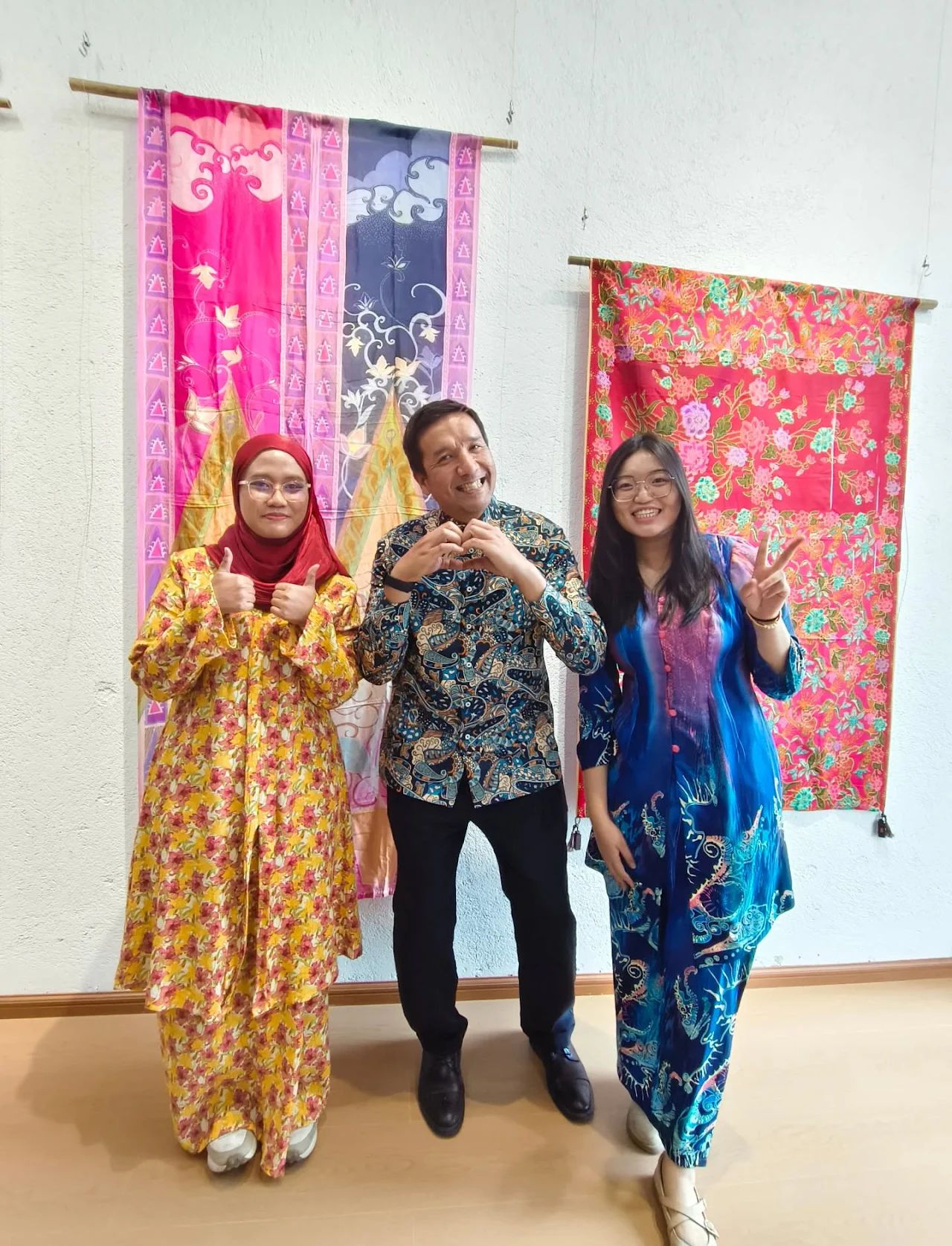China-UPSI Indigo Batik Cultural Exchange, 12 / 12